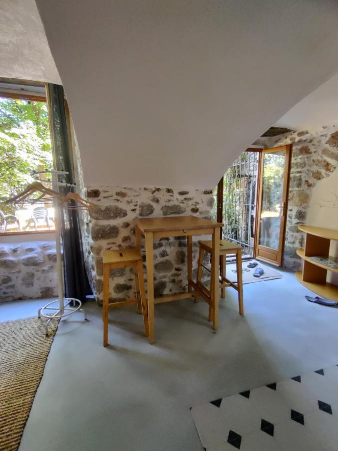 Rendez-Vous Sous Le Tilleul, En Cevennes. Molieres-Cavaillac Экстерьер фото